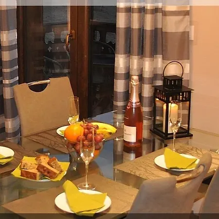 Appartamento W Cieniu Akacji *