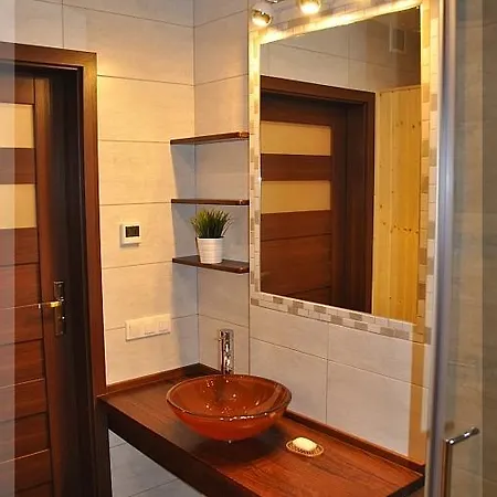 Appartamento W Cieniu Akacji