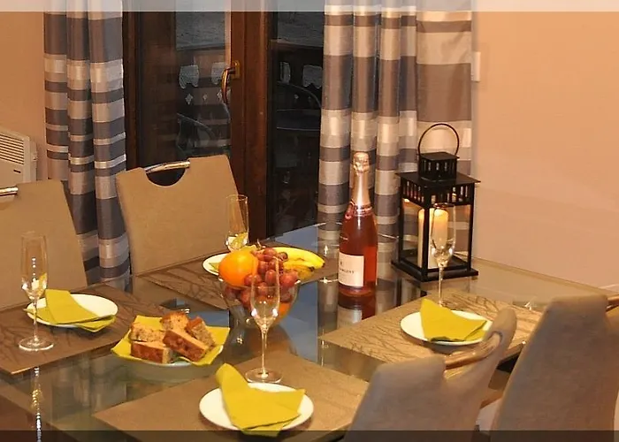 Apartamento W Cieniu Akacji *