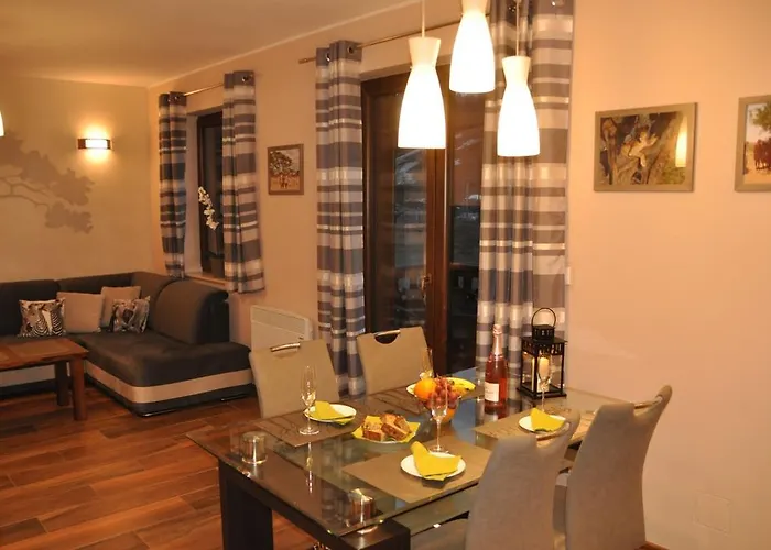 W Cieniu Akacji Jaworki